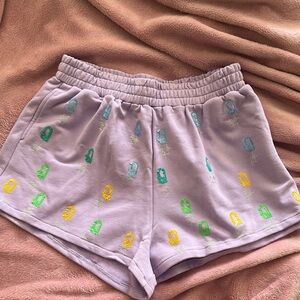 Lavender “Q” All Over Women's Shorts NWOT